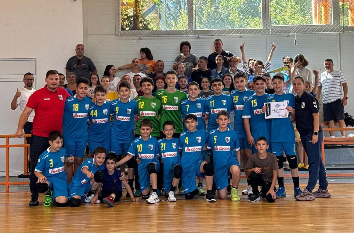 Echipa de handbal juniori 4 a ocupat locul al 13-lea la Turneul Final de la Cluj-Napoca!