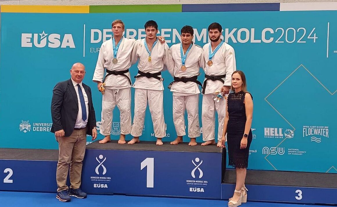 Medalie de aur pentru judoka Rareş Arsenie la Jocurile Universitare din Ungaria!