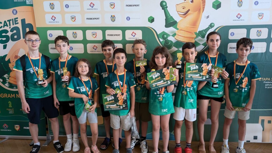 Şahiştii de la CSM Ploieşti, 5 medalii obţinute la Grand Prix – Educaţie prin Şah, de la Braşov!