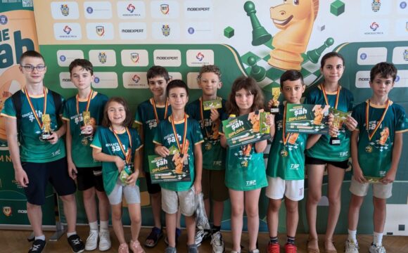 Şahiştii de la CSM Ploieşti, 5 medalii obţinute la Grand Prix – Educaţie prin Şah, de la Braşov!