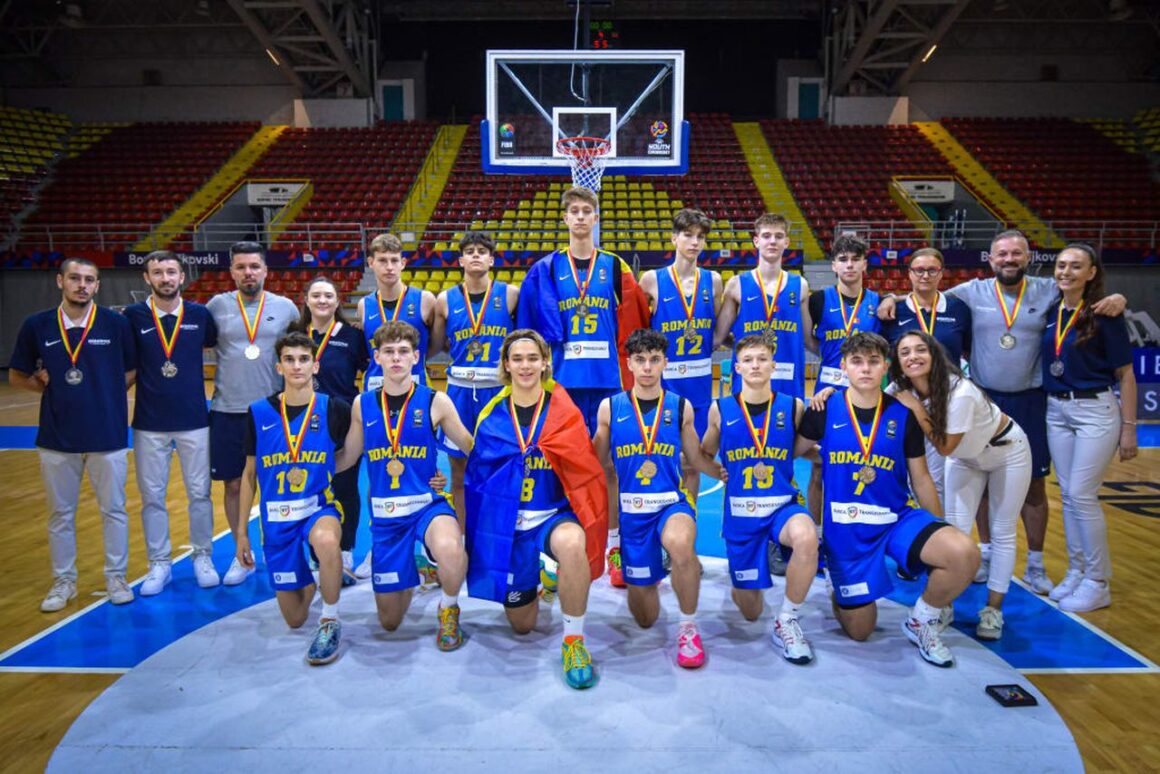 Echipa naţională de baschet „U16”, medaliată cu argint la FIBA EuroBasket 2024, Division B, de la Skopje!