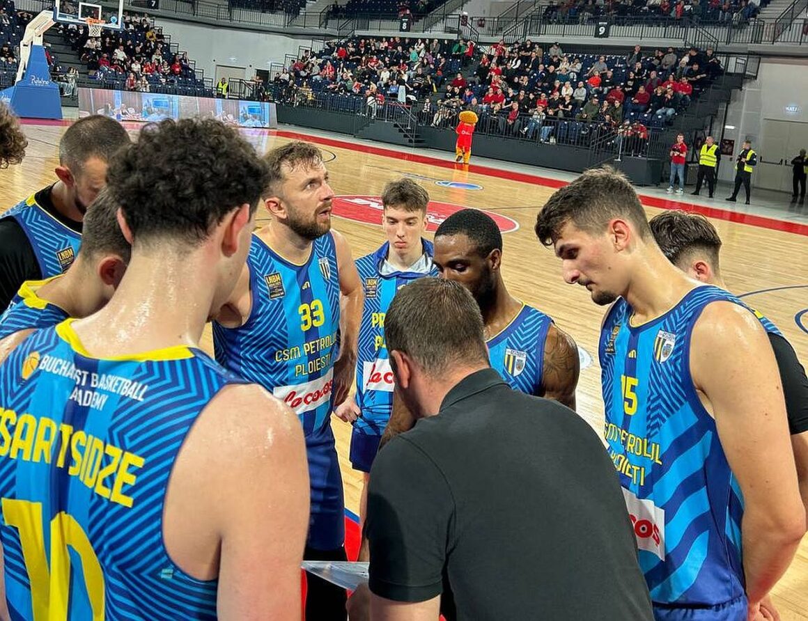 Oradea, misiune imposibilă! Înfrângere pentru CSM BBA Petrolul în fieful vicecampioanei: 66-82!