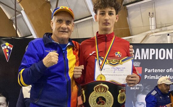 Boxerul Fabian Stroe, campion naţional de tineret la categoria „57 kg”!