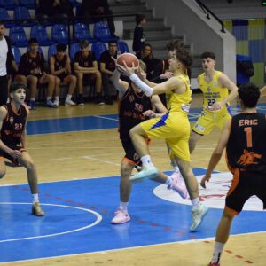 Derby de dat uitării: CSM BBA Petrolul Ploieşti „U16” – ACS Dan Dacian 66-84