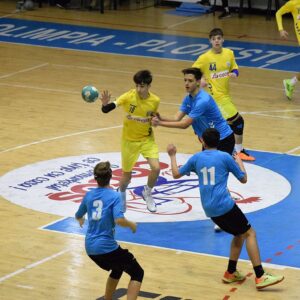 Handbal: victorie cu CSŞ Sf. Gheorghe şi juniorii 2 încheie anul pe locul al 2-lea al Grupei B!