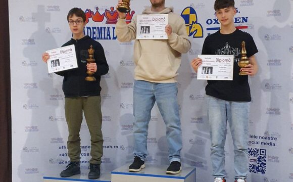 Şah: Alex Constantinoiu, medalie de argint la Festivalul Şahului Bucureştean, categoria „Open Seniori”!