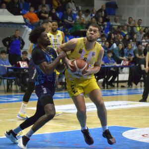 Revanşă (aproape) în oglindă: CSM BBA Petrolul Ploieşti – BC CSU Sibiu 78-83!