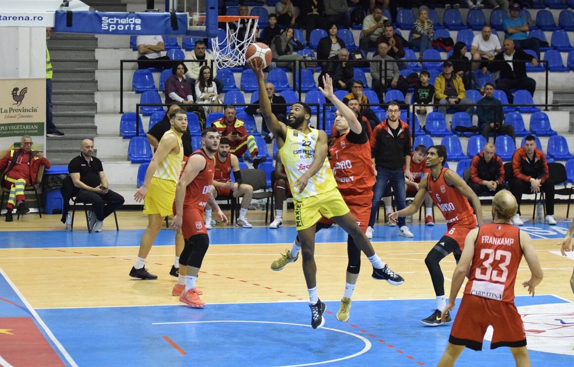 Finalul, eterna problemă: CSM BBA Petrolul Ploieşti – Dinamo Bucureşti 79-87!