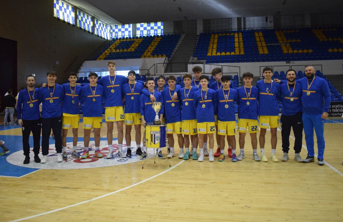 Din nou campioni! Trofeul de la „U17” rămâne, şi el, la Ploieşti!