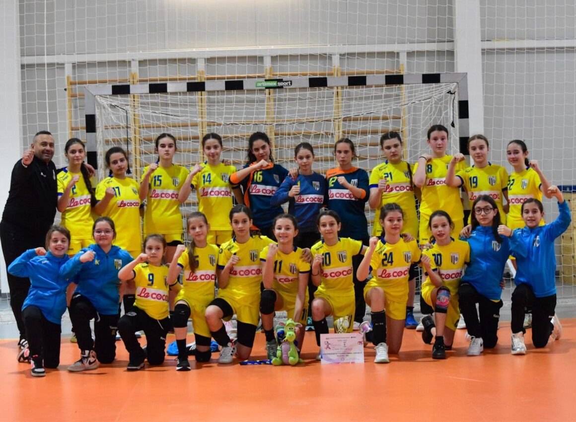 Echipa de handbal junioare 4 a CSM Ploieşti s-a calificat în Faza Semifinală a campionatului!